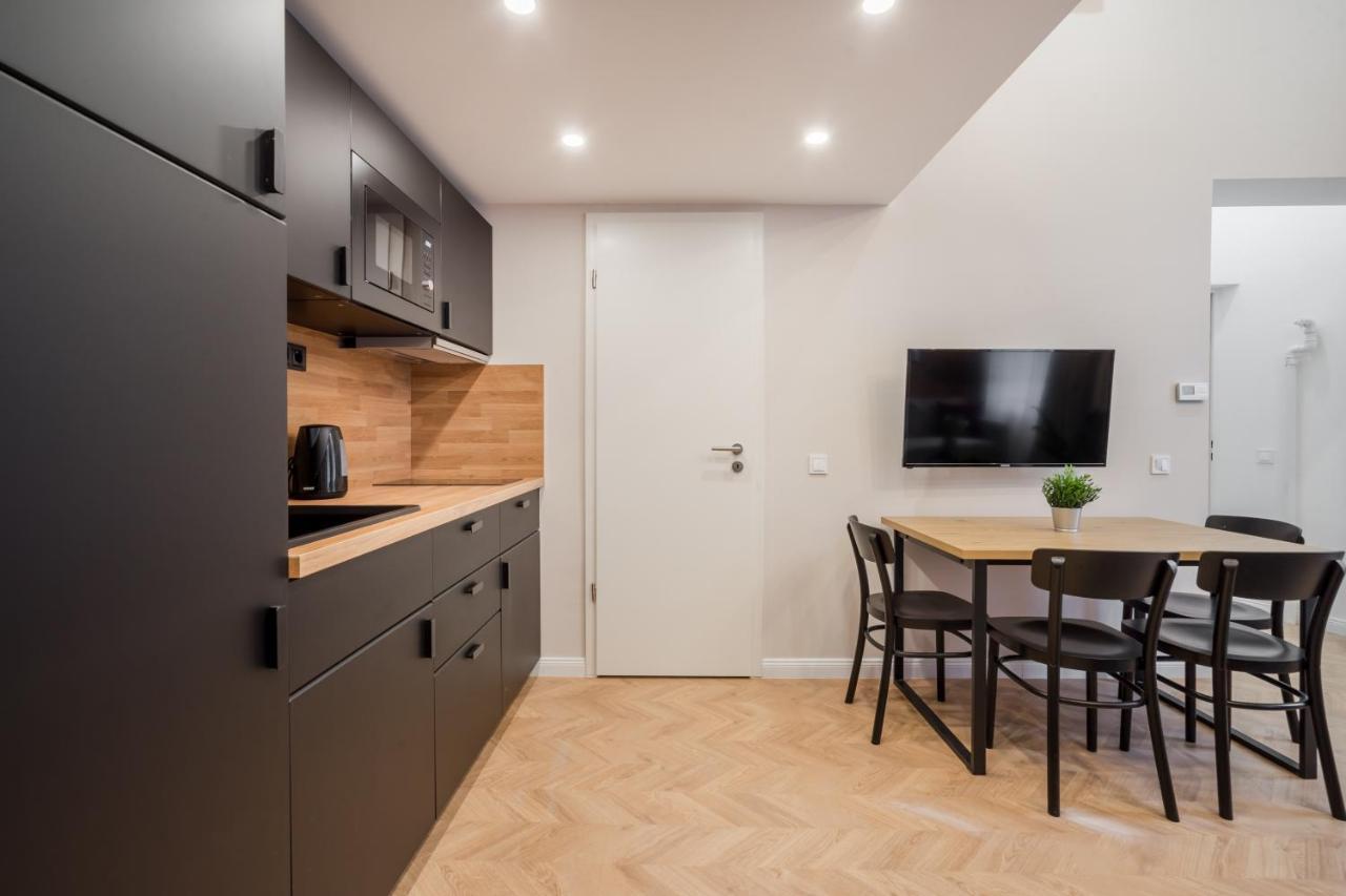 K33- Boutique Apartments, Best Location, By Bqa Budapest Eksteriør billede