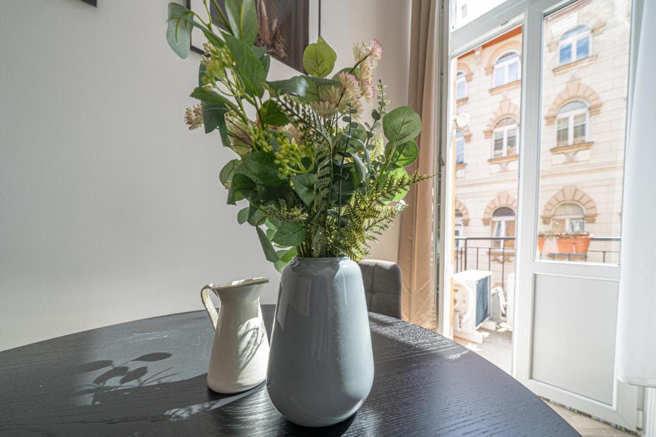 K33- Boutique Apartments, Best Location, By Bqa Budapest Eksteriør billede
